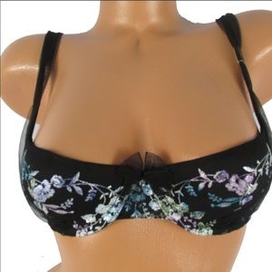 Victoria’s Secret embroidered bra